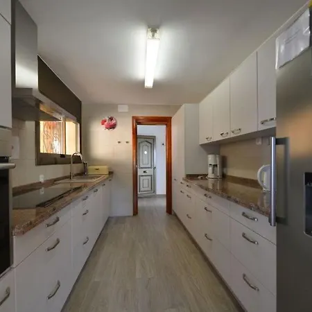 Riviera Vila *