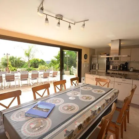 Vila Riviera Lloret de Mar